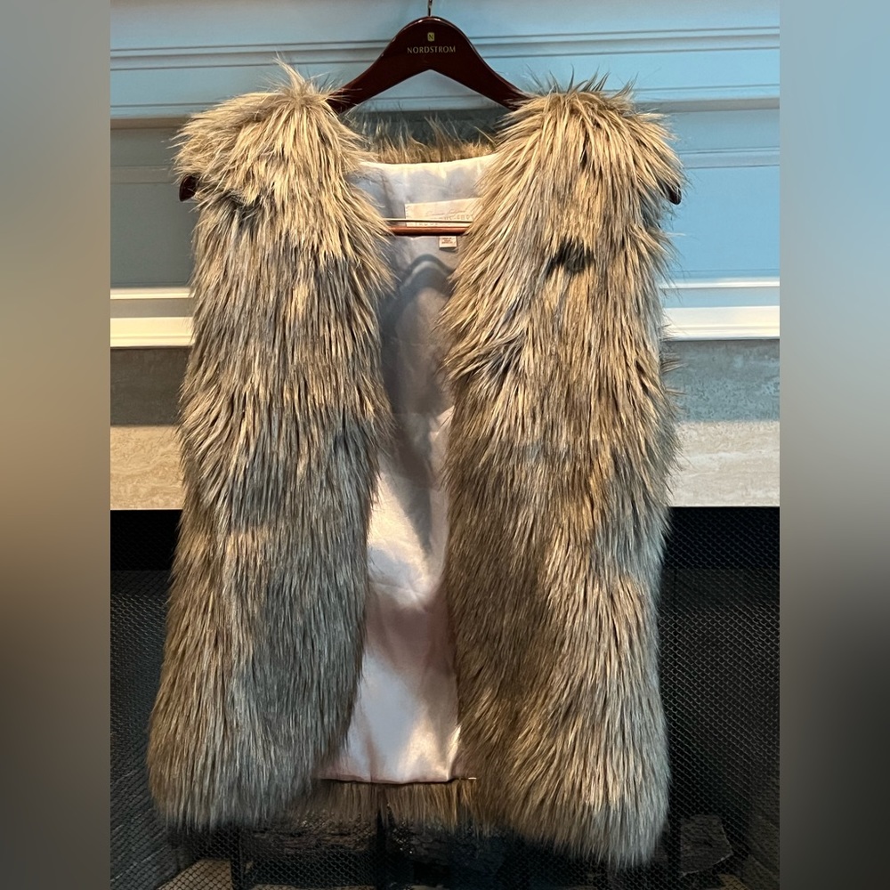 Donna Salyers Fabulous Faux Fur Vest